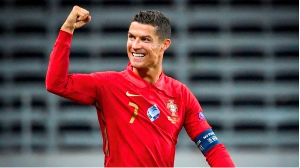 Sự nghiệp thi đấu và thành tích ấn tượng nhất của Ronaldo ở nước nào?